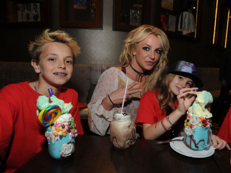Britney Spears Enjoys A Family Outing At Planet Hollywood Disney Springs