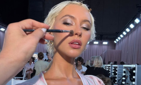 Fiica lui Jude Law, cerințe de „divă” înainte de debutul la show-ul Victoria’s Secret: „A vrut fursecuri speciale”