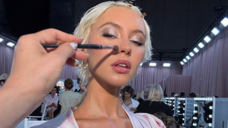Fiica lui Jude Law, cerințe de „divă” înainte de debutul la show-ul Victoria’s Secret: „A vrut fursecuri speciale”