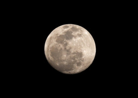 Cum sunt afectate zodiile de Luna Plină din noiembrie 2025. Trei nativi vor fi puși la încercare