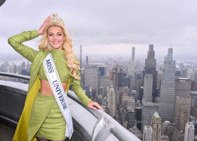 Miss Universe, radicală când organizatorul concursului i-a spus unei concurente "Nu ți-am dat dreptul să vorbești". Gestul ei, aplaudat