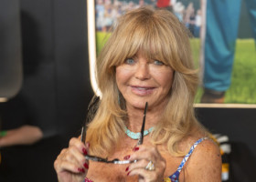 „Wow! Un munte de energie!”. Goldie Hawn, antrenament pe trambulină la 79 de ani: „Dansează ca și cum nimeni nu s-ar uita”