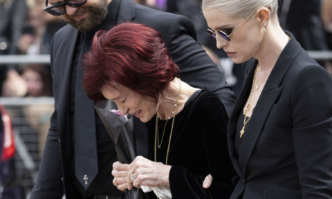 Kelly Osbourne, devastată după moartea tatălui său: „Am dormit cu mama două luni. Nu știu cum să trăiesc fără el”