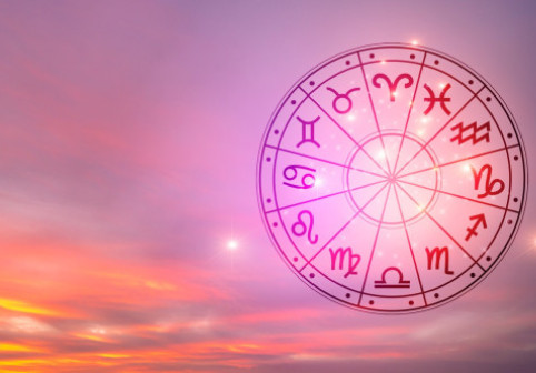 Întâlnirea dintre Mercur retrograd și Soare scoate totul la lumină. Patru zodii simt că viața lor se întoarce pe dos