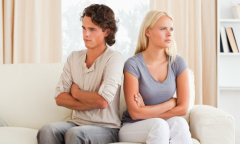 Logodnica a vrut o nuntă de zeci de mii de dolari, mirele a anulat-o de tot. Ce a descoperit bărbatul de l-a făcut să rupă povestea