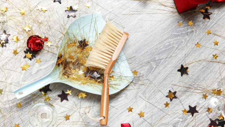 De ce nu ai voie să mături în Ajunul Crăciunului? Tradiția pe care puțini o mai respectă astăzi