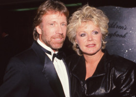 Chuck Norris își plânge fosta soție și iubirea din liceu, decedată la 84 de ani: "A însemnat enorm pentru mine"