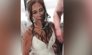 Povestea cumplită a unei mirese care a fost atacată cu vopsea înainte de ceremonie: „A vrut să-mi distrugă ziua!”