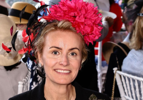 Jenny din Galați, "una dintre cele mai bogate femei din America". A divorțat de miliardarul care are deja un copil cu iubita tinerică