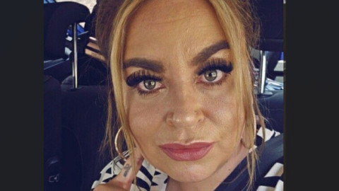 Și-a făcut tatuaj, a băut cocktailuri și s-a culcat liniștită. Câteva ore mai târziu a devenit mamă fără să fi știut că era gravidă