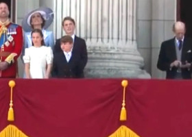 Cine este prințul care a încălcat una dintre cele mai vechi reguli ale Casei Regale. Gestul făcut la Trooping the Colour