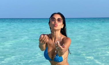 Nicole Scherzinger, siluetă de model și la 47 de ani. Artista a pozat provocator într-un costum de baie pe o plajă din Maldive