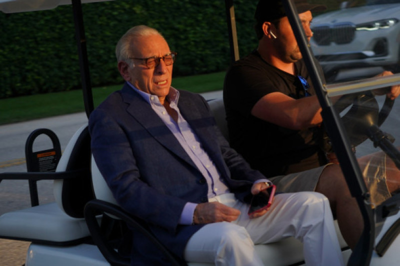 Guests arrive for sunset welcome celebration as the festivities begin for Brooklyn Beckhams extravagant weekend wedding in Palm Beach.