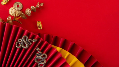 Ce trebuie să lase în urmă fiecare zodie până la finalul Anului Șarpelui. Avertismentul astrologilor pentru un 2026 plin de noroc