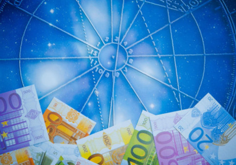 Trei zodii care au noroc de bani începând cu 6 februarie 2026. O schimbare de perspectivă le aduce câștiguri importante