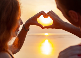 Cele trei zodii care își pot întâlni sufletul pereche în februarie 2026. Coincidențe magice și atracții neașteptate