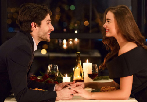 Ce se întâmplă cu zodiile de Ziua Îndrăgostiților. Ce au pregătit astrele în săptămâna 9–15 februarie