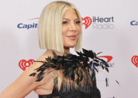 Casa în care trăiește Tori Spelling, un adevărat haos. Colega ei de podcast, șocată: „E o problemă serioasă, ai nevoie de ajutor!”