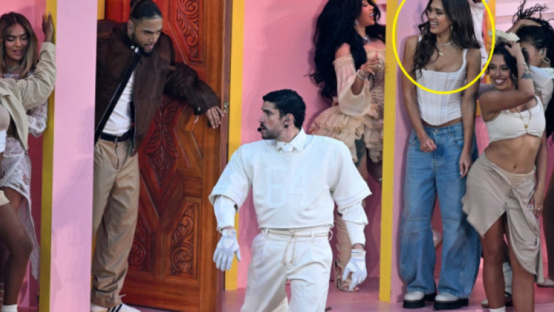 Jessica Alba, criticată pentru dansul din show-ul de la Super Bowl: 