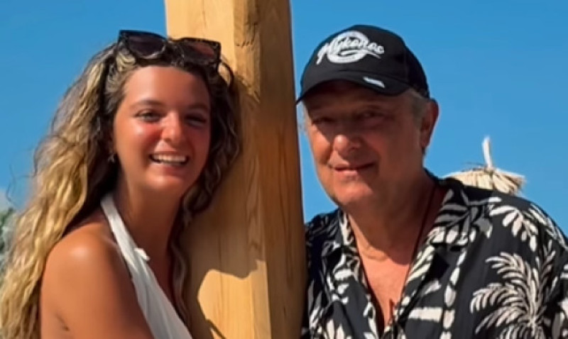 s-a casatorit cu fostul ei profesor (1)