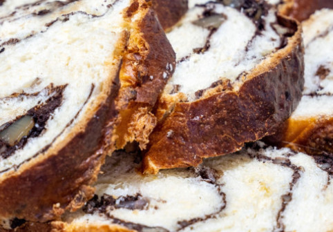 Rețetă de cozonac fără frământare pentru începători. Cum să-ți iasă delicios fără prea mare efort