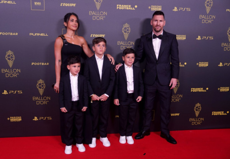 Ballon dOr Ceremony - Red Carpet Arrivals - Theatre du Chatelet