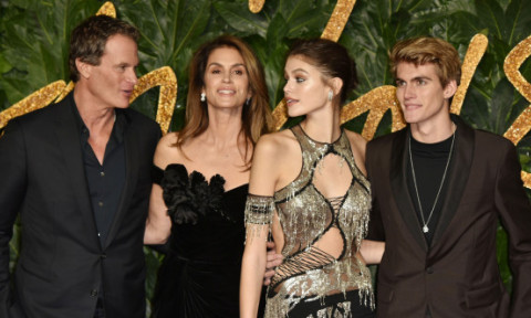 Cindy Crawford și durerea unei mame care și-a pierdut fiul de doar 27 de ani: "Și-a trăit viața cu bunătate și vulnerabilitate"
