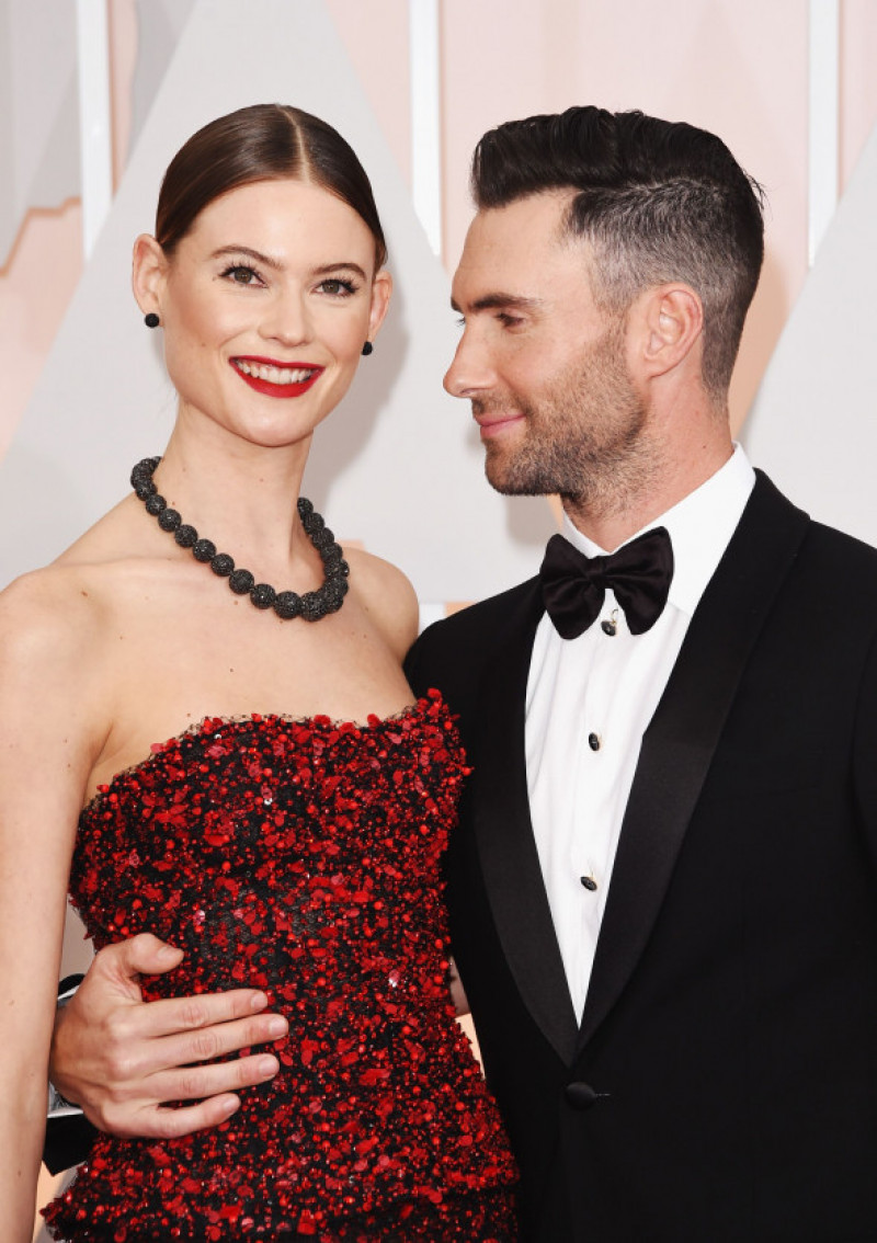 singer-adam-levine-and-model-behati-prinsloo-attend-the-news-photo-1663707144