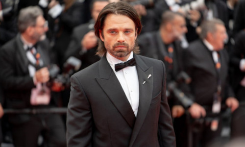 (VIDEO) Cannes 2024. Sebastian Stan a fost aplaudat in picioare timp de opt minute pentru prestatia din filmul “The Apprentice”. Actorul interpreteaza rolul lui Donald Trump