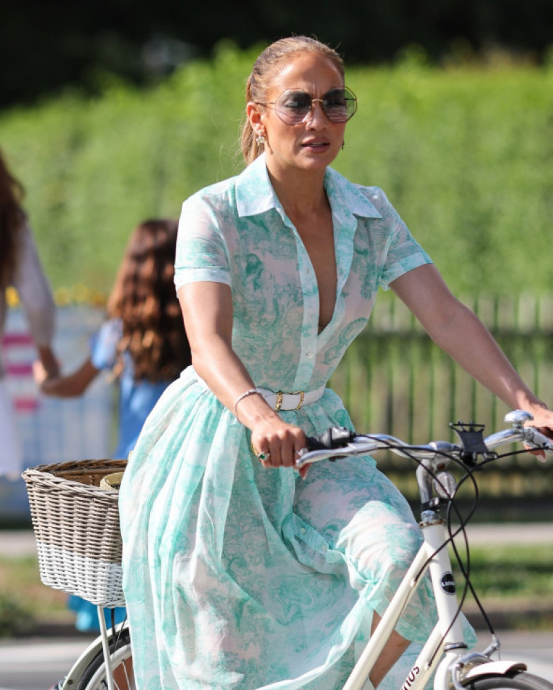 Jennifer Lopez is Spotted Out to Lunch on Her Birthday in the Hamptons