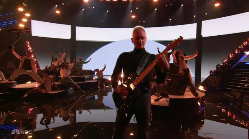 Snoop Dogg and Sting debut their new song Another Part of Me on the season finale of The Voice