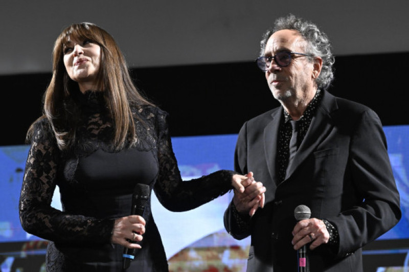 Event: (id=133414) 71E#176; Taormina Film Festival; Premiazioni Serata Finale. Location: Me Taormina.. People: Bellucci Monica, Burton Tim.