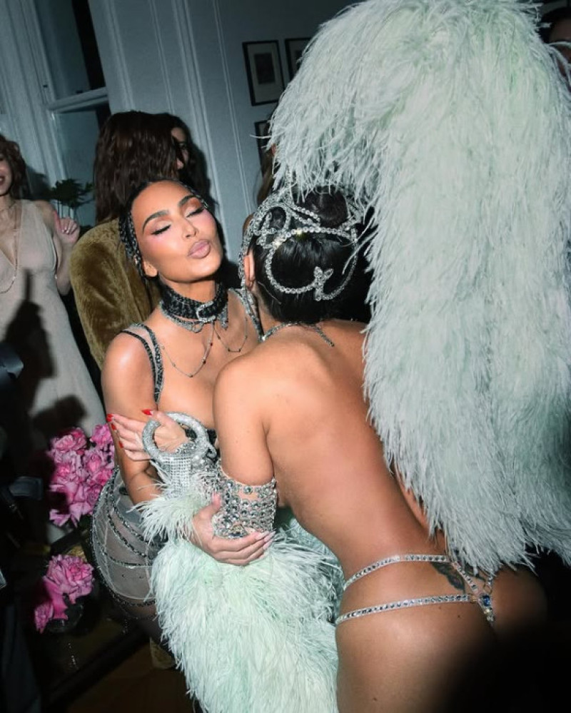 kim-kardashian (8)