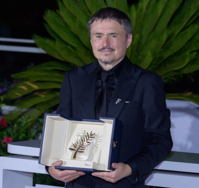 Cannes, France. 23rd May, 2026. CANNES, FRANCE. May 23, 2026: Cristian Mungiu, director, Fjord, Palme d'Or at the photocall for Palme d'Or Awards Photocall at the 79th Festival de Cannes. Picture Credit: Paul Smith/Alamy Live News