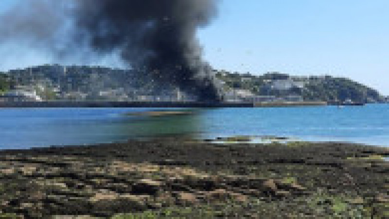 Un super-iaht a luat foc și s-a scufundat într-un port din Anglia Foto: Profimedia Images | Poza 11 din 14