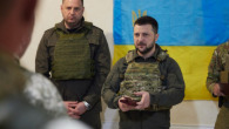 Zelenski i-a vizitat pe soldații ucraineni din regiunea Harkov Foto: Profimedia Images | Poza 16 din 23