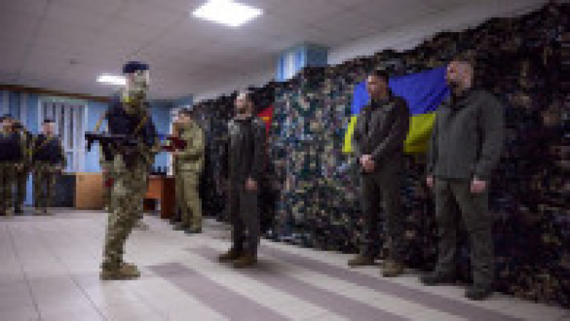 Volodimir Zelenski a mers la Harkov și i-a decorat pe soldații ucraineni Foto: president.gov.ua | Poza 20 din 23