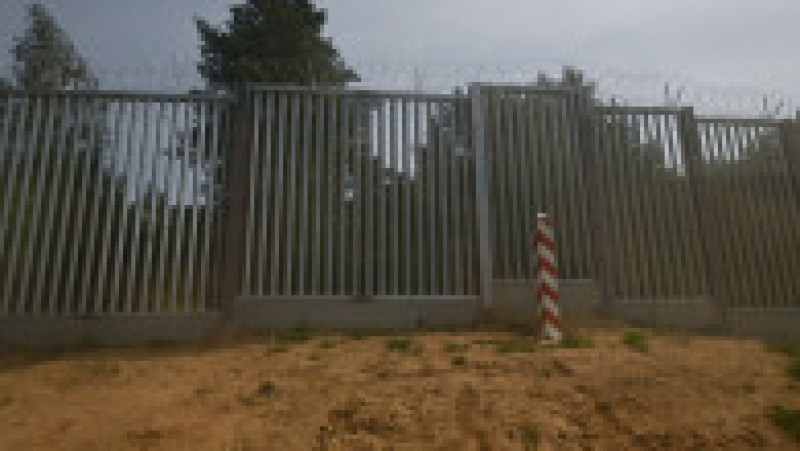 Polonia a încheiat construcţia unui gard de 187 de kilometri la frontiera cu Belarusul. Foto: Profimedia | Poza 11 din 11