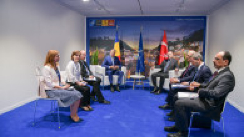 Klaus Iohannis a avut joi o întrevedere cu președintele Turciei, Recep Tayyip Erdogan, în marja participării la Summitul NATO de la Madrid. Foto: presidency.ro | Poza 2 din 3