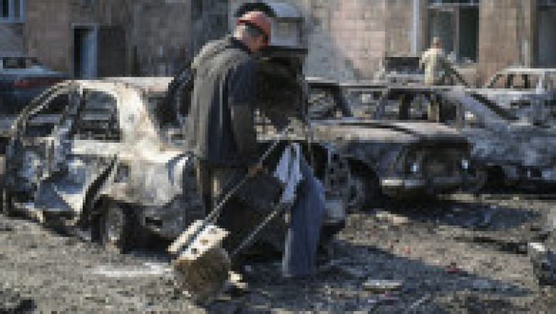 Bombardamente rusești la Donețk. Foto: Profimedia | Poza 10 din 11