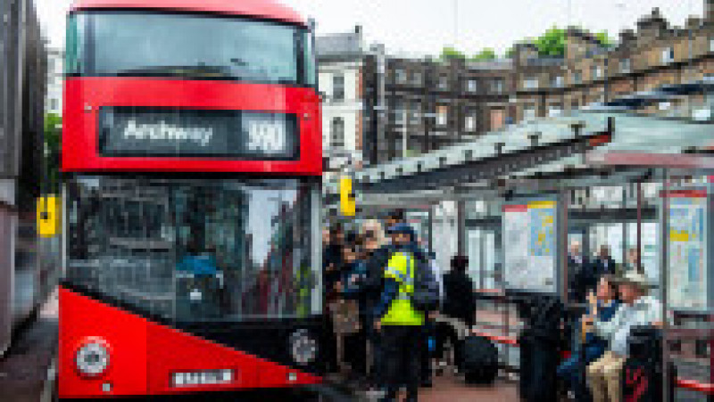 Este haos în transportul public din Londra, după ce angajații de la metrou au intrat în grevă. FOTO: Profimedia Images | Poza 8 din 10