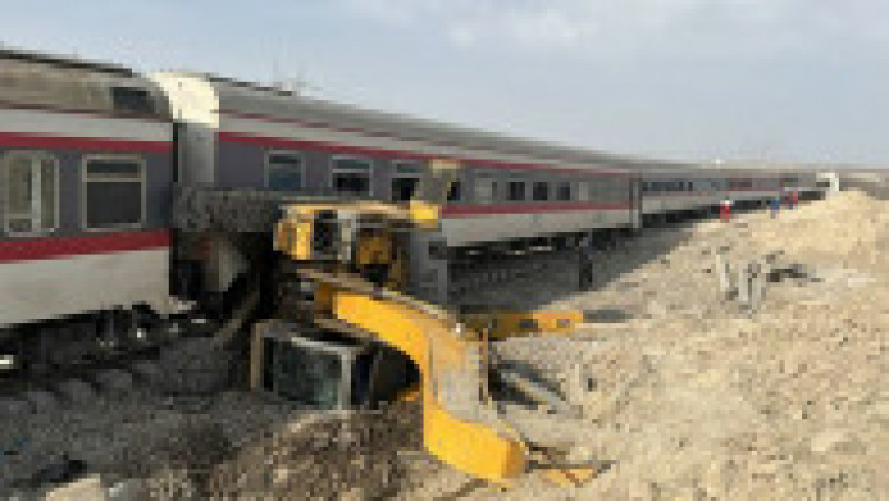 Tren deraiat în Iran. Foto: Profimedia Images | Poza 2 din 6