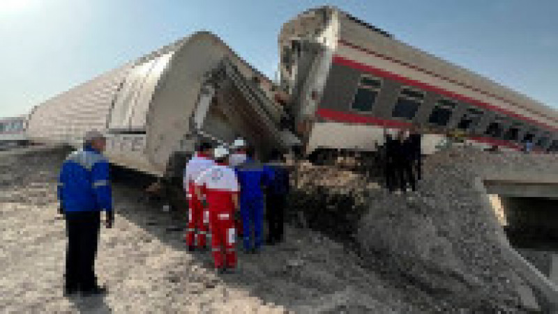 Tren deraiat în Iran. Foto: Profimedia Images | Poza 5 din 6