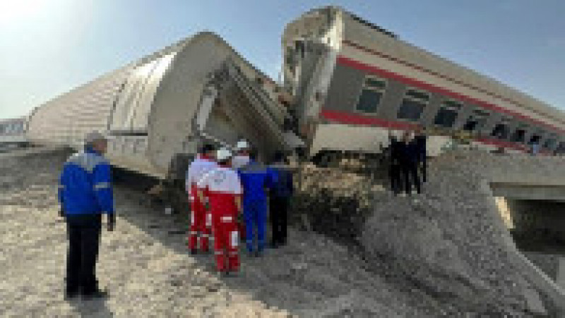 Tren deraiat în Iran. Foto: Profimedia Images | Poza 3 din 6
