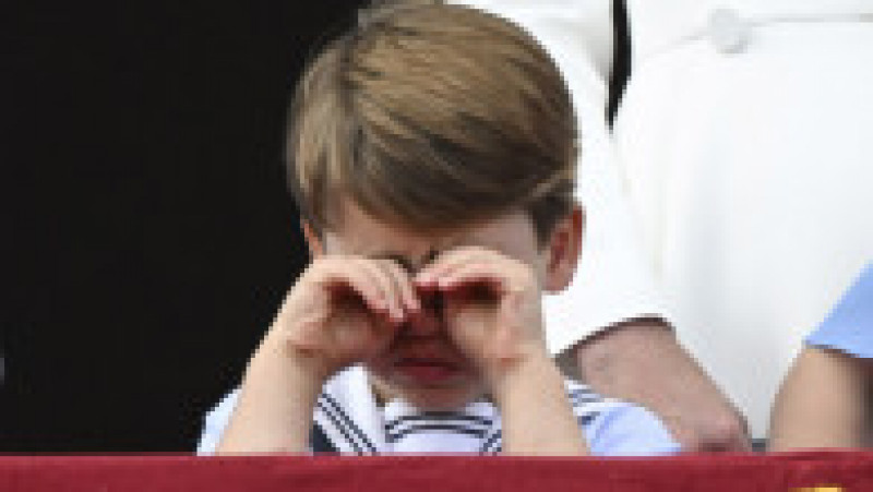 Prințul Louis, cel mai mic membru al familiei regale prezent în balconul Buckingham Palace la ceremoniile de Jubileul Reginei Foto: Profimedia Images | Poza 38 din 53