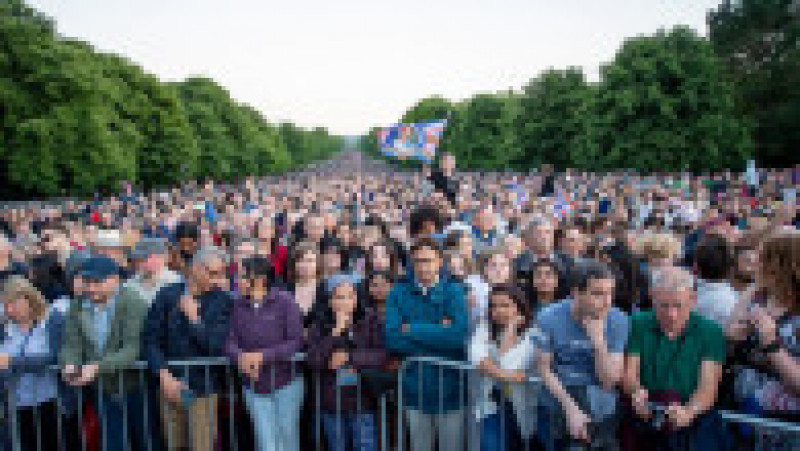 Aproape 85.000 de oameni au venit la Castelul Windsor pentru aprindere torțelor Foto: Profimedia Images | Poza 15 din 20