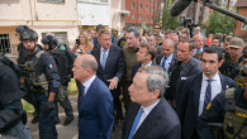 Klaus Iohannis, Emmanuel Macron, Mario Draghi și Olaf Scholz vizitează orașul ucrainean Irpin. Foto: Administrația Prezidențială | Poza 5 din 31