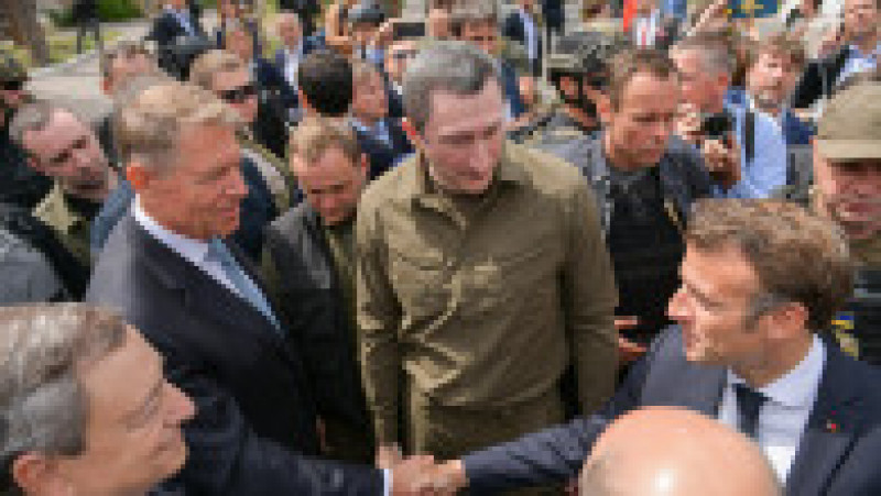 Klaus Iohannis, Emmanuel Macron, Mario Draghi și Olaf Scholz vizitează orașul ucrainean Irpin. Foto: Administrația Prezidențială | Poza 9 din 31