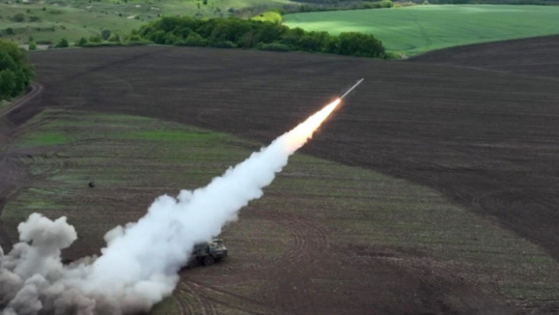 Rachetă rusească lasată spre pozițiile ucrainene. Foto: Profimedia Images