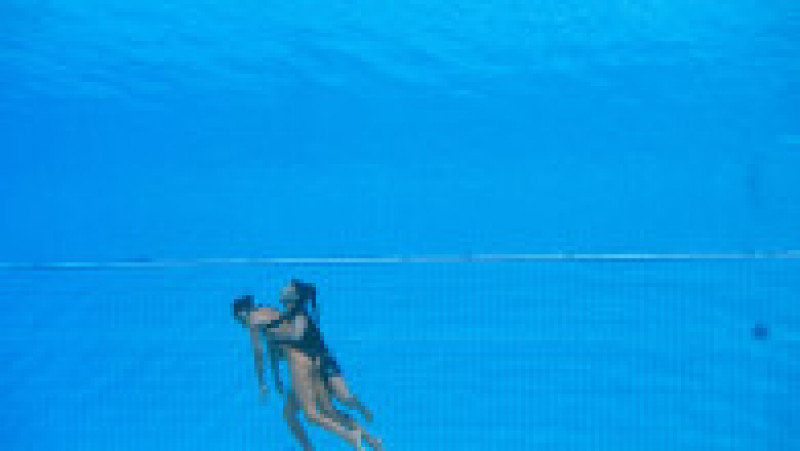 Înotătoarea americană Anita Alvarez a fost la un pas de înec după ce a leşinat în bazin. Sursa foto: Profimedia Images | Poza 6 din 14